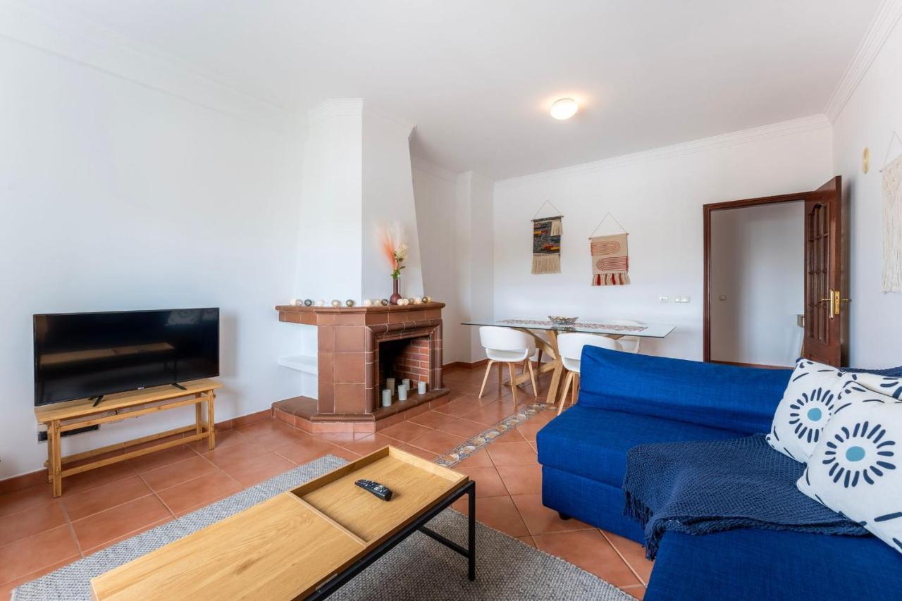 Peaceful 1 Bdr Apartment W/ Balcony By Lovelystay Almancil Exterior photo